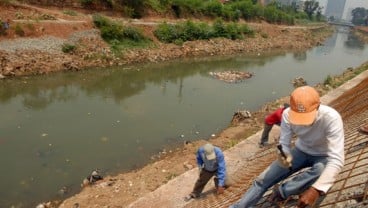 Desain Normalisasi Sungai PUPR Dikritik, Naturalisasi Lebih Ideal?